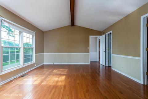 1005 Pear Tree Ln, Wheeling, IL 60090 photo 8