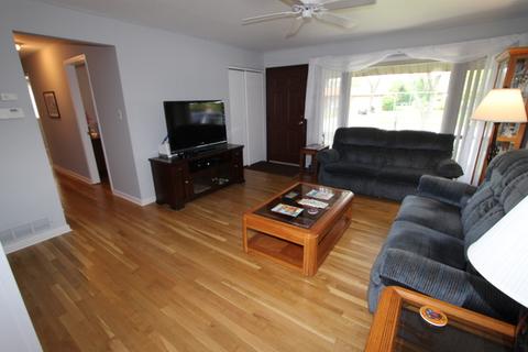345 Washington Blvd, Hoffman Estates, IL 60169 photo 10