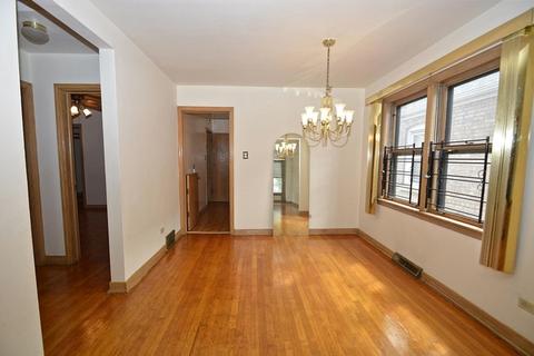 10055 S Forest Ave, Chicago, IL 60628 photo 4