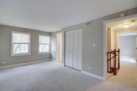 2095 Danbury Pl, Hoffman Estates, IL 60169 photo 13