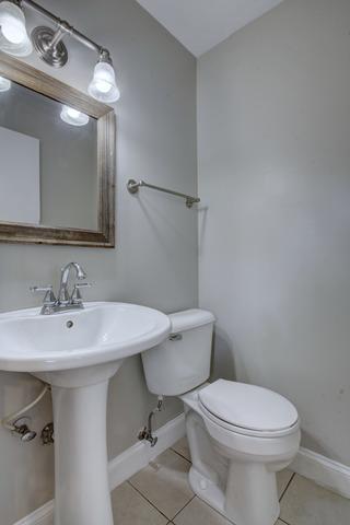 2095 Danbury Pl, Hoffman Estates, IL 60169 photo 8