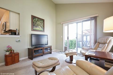 1065 Bradford Ct, Elgin, IL 60120 photo 7
