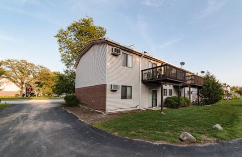 410 Echo Ln #4, Aurora, IL 60504 photo 19