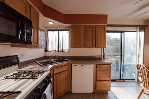 410 Echo Ln #4, Aurora, IL 60504 photo 3