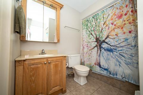 410 Echo Ln #4, Aurora, IL 60504 photo 14