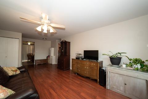 410 Echo Ln #4, Aurora, IL 60504 photo 8