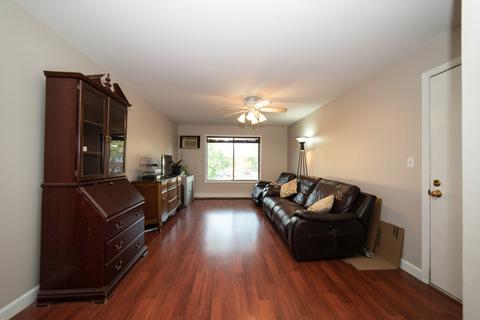 410 Echo Ln #4, Aurora, IL 60504 photo 7