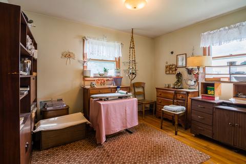 667 Ludlow Ave, Elgin, IL 60120 photo 8