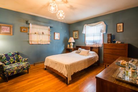 667 Ludlow Ave, Elgin, IL 60120 photo 7