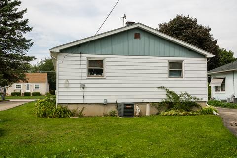 667 Ludlow Ave, Elgin, IL 60120 photo 13