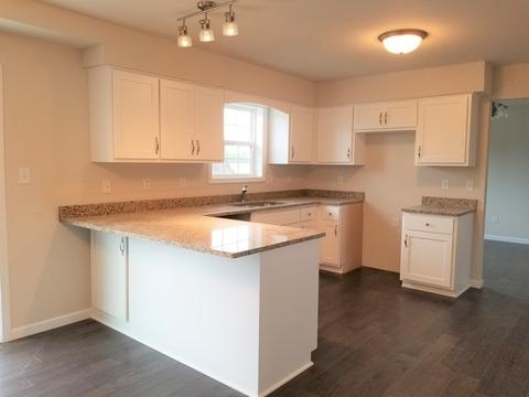 2575 E Girot Ln, Diamond, IL 60416 photo 2