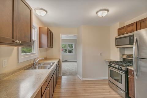 121 E Pineview Dr, Round Lake Park, IL 60073 photo 6