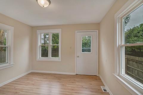 121 E Pineview Dr, Round Lake Park, IL 60073 photo 8