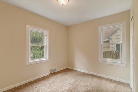 121 E Pineview Dr, Round Lake Park, IL 60073 photo 16