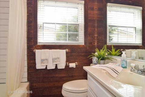 545 Northview Ln, Hoffman Estates, IL 60169 photo 8