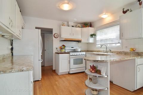545 Northview Ln, Hoffman Estates, IL 60169 photo 3