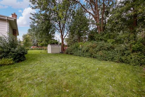 908 S Robert Dr, Mount Prospect, IL 60056 photo 19