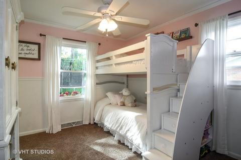 708 N Stephen Dr, Palatine, IL 60067 photo 8