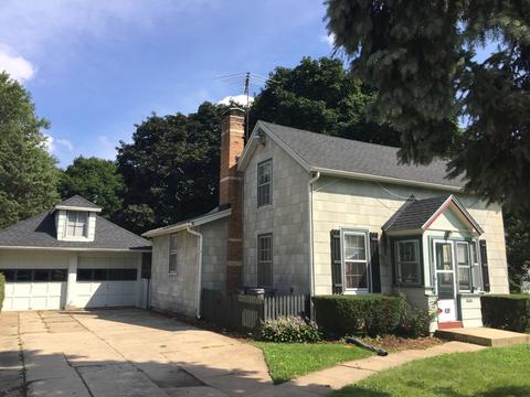 439 S Liberty St, Elgin, IL 60120 photo 3