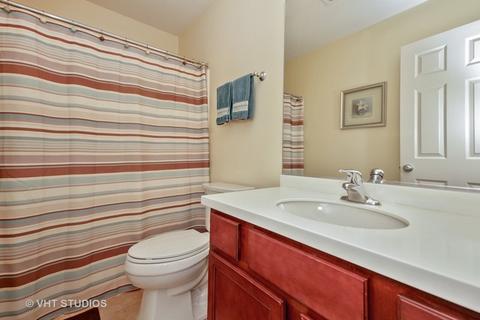 288 Cassidy Ln, Elgin, IL 60124 photo 9