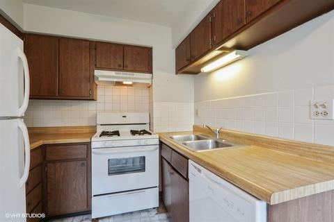 825 Cambridge Pl #120B, Wheeling, IL 60090 photo 4