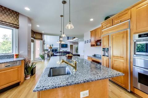 6964 Fieldstone Dr, Burr Ridge, IL 60527 photo 16
