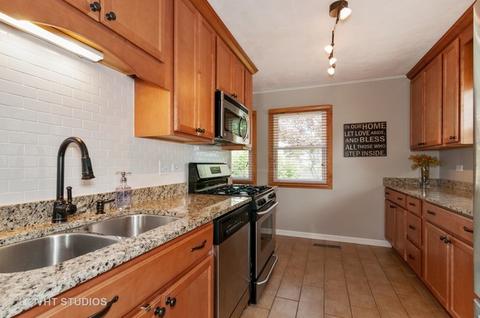 605 Dawes Ave, Wheaton, IL 60189 photo 6