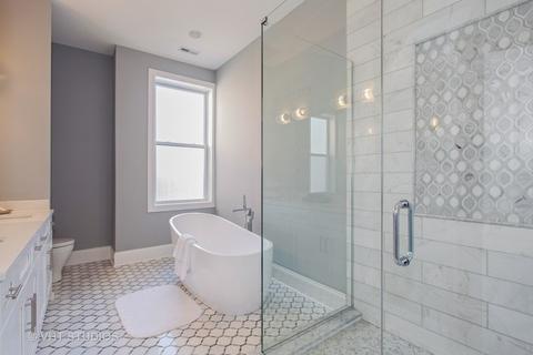 438 E 46th St, Chicago, IL 60653 photo 12