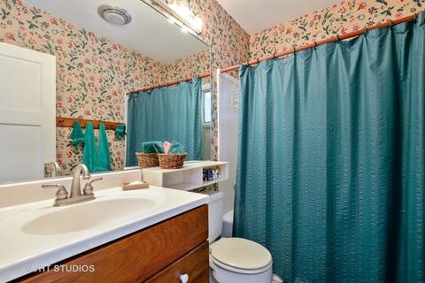 1404 Maple Ave, Wilmette, IL 60091 photo 16
