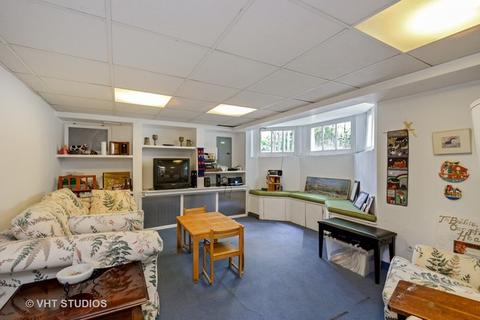 1404 Maple Ave, Wilmette, IL 60091 photo 17