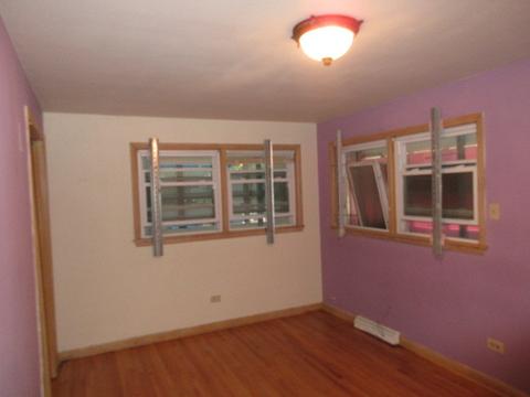 10956 S Emerald Ave, Chicago, IL 60628 photo 11