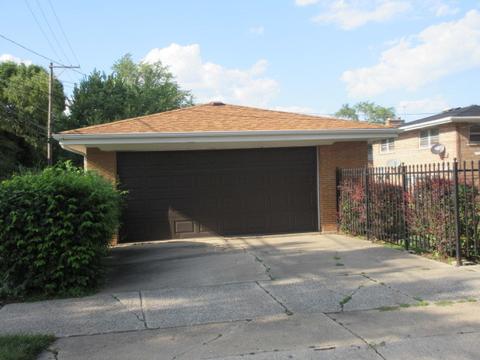 10956 S Emerald Ave, Chicago, IL 60628 photo 24