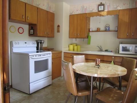 108 E Taylor St, Dekalb, IL 60115 photo 5