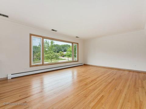 711 Pinecroft Dr, Roselle, IL 60172 photo 5