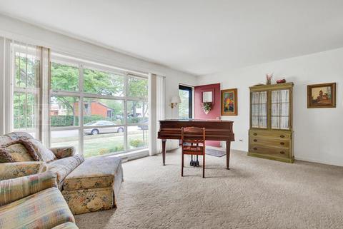 477 E Park Ave, Elmhurst, IL 60126 photo 7
