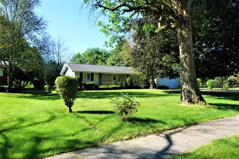 802 E Summer St, Paxton, IL 60957 photo 2