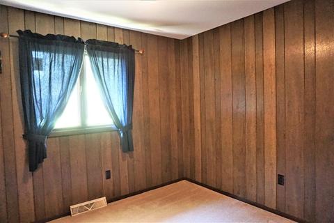 802 E Summer St, Paxton, IL 60957 photo 20