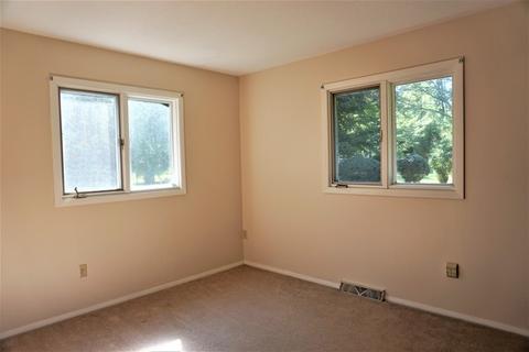 802 E Summer St, Paxton, IL 60957 photo 18