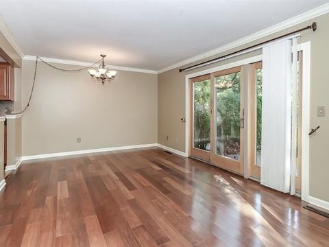 9 Kensington Loop, Elgin, IL 60123 photo 8
