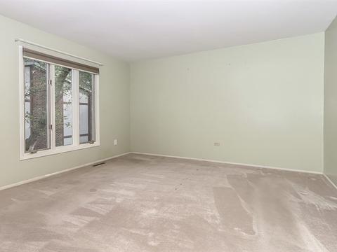 9 Kensington Loop, Elgin, IL 60123 photo 12
