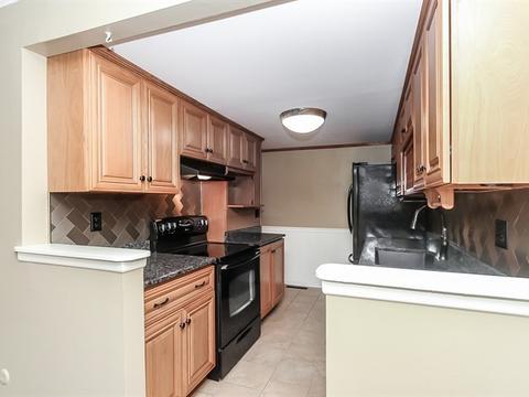 9 Kensington Loop, Elgin, IL 60123 photo 6