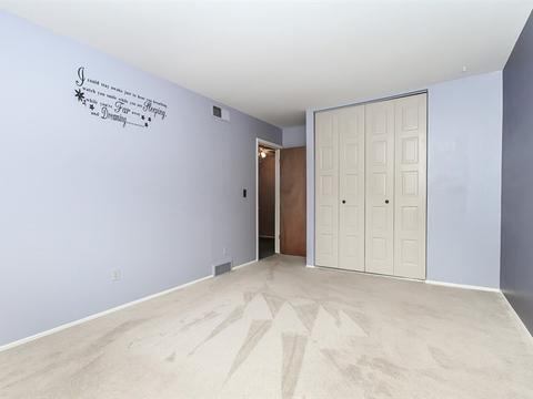 9 Kensington Loop, Elgin, IL 60123 photo 16