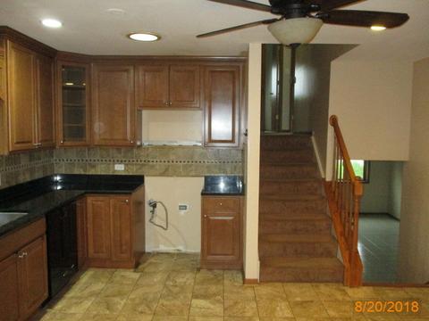7960 W 80th Pl, Bridgeview, IL 60455 photo 7