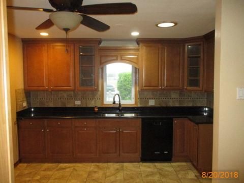 7960 W 80th Pl, Bridgeview, IL 60455 photo 8