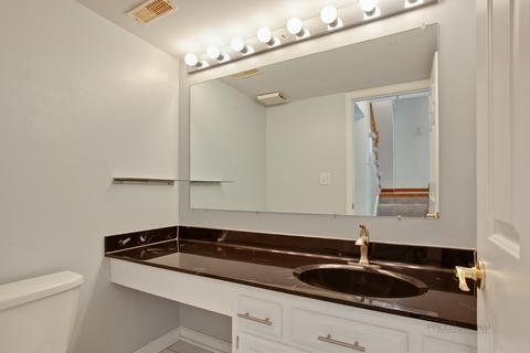 1980 Brookside Ln, Hoffman Estates, IL 60169 photo 18