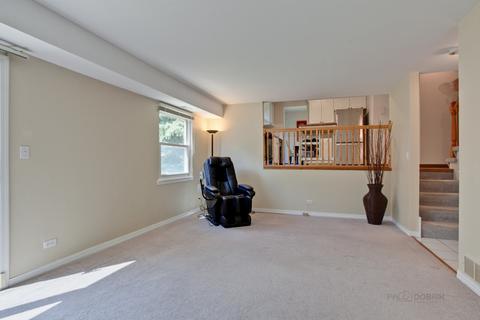1980 Brookside Ln, Hoffman Estates, IL 60169 photo 17