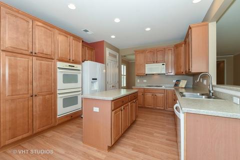 645 Tuscan Vw, Elgin, IL 60124 photo 5