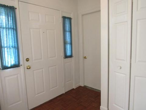 1349 Sebring Cir, Elgin, IL 60120 photo 3