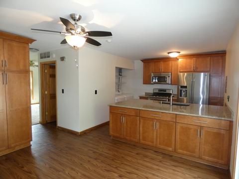 46 Silver Tree Cir, Cary, IL 60013 photo 5