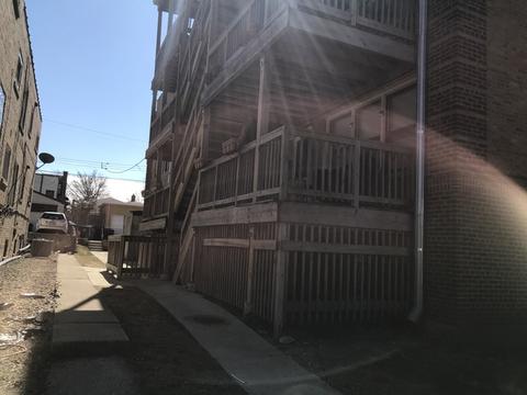 Undisclosed, Chicago, IL 60625 photo 3